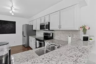 7205 S Gaylord St, Centennial, CO 80122 - Photo 9