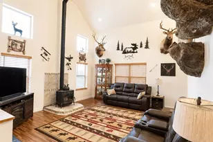 470 Lakeview Dr, Drake, CO 80515 - Photo 15