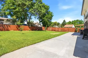 4391 S Estes St, Littleton, CO 80123 - Photo 33