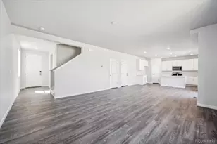 5793 N Ireland Ct, Aurora, CO 80019 - Photo 7