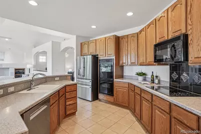 6333 S Sicily Way, Aurora, CO 80016 - Photo 9