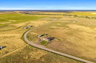 45425 Wolf Creek Dr, Bennett, CO 80102 - Photo 41