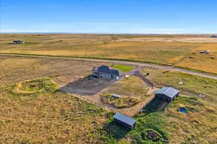 45425 Wolf Creek Dr, Bennett, CO 80102 - Photo 43