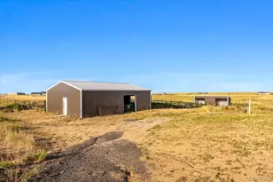 45425 Wolf Creek Dr, Bennett, CO 80102 - Photo 37