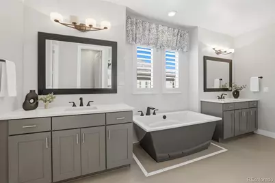 8272 S Langdale Way, Aurora, CO 80016 - Photo 31