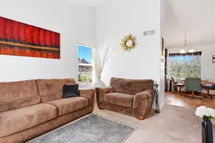 5061 Elkhart St, Denver, CO 80239 - Photo 11