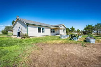56054 E Virginia Place, Strasburg, CO 80136 - Photo 3