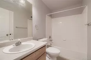 5545 Idalia St, Denver, CO 80239 - Photo 9