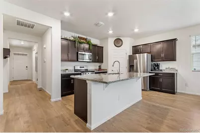 6037 N Halifax Court, Aurora, CO 80019 - Photo 11