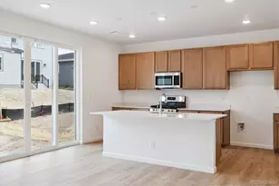8458 Vona Ln, Littleton, CO 80125 - Photo 7