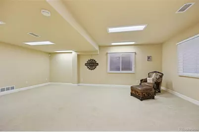 1341 S Lansing Court, Aurora, CO 80012 - Photo 29