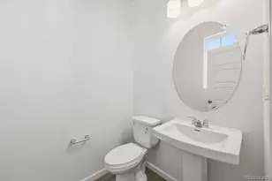 23742 E 33rd Pl, Aurora, CO 80019 - Photo 13