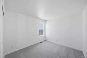 23742 E 33rd Pl, Aurora, CO 80019 - Photo 9