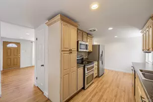 1640 Buchtel Blvd, Denver, CO 80210 - Photo 9
