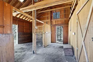 8818 Blue Creek Rd, Evergreen, CO 80439 - Photo 43