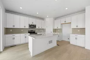 8828 Whiteclover St, Littleton, CO 80125 - Photo 11