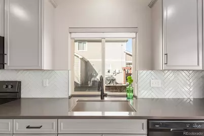 10128 Walden Court, Commerce City, CO 80022 - Photo 15