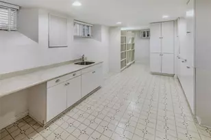 1025 S Josephine St, Denver, CO 80209 - Photo 17