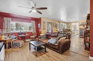 1341 Florence St, Aurora, CO 80010 - Photo 7