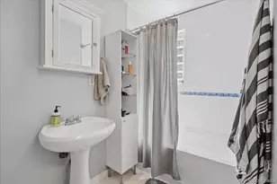 1341 Florence St, Aurora, CO 80010 - Photo 15