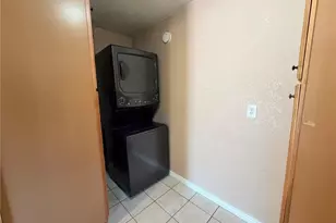1687 Moline St, Aurora, CO 80010 - Photo 11