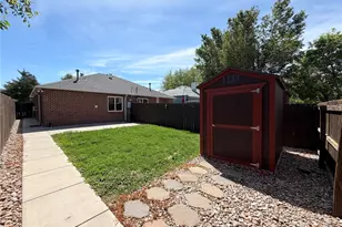 1687 Moline St, Aurora, CO 80010 - Photo 15