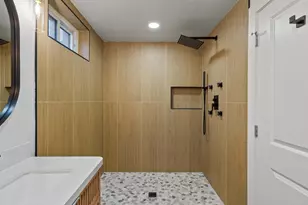 3630 S Hillcrest Dr, Denver, CO 80237 - Photo 19