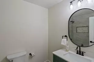 3630 S Hillcrest Dr, Denver, CO 80237 - Photo 13