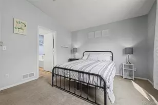 19584 E Ithaca Pl, Aurora, CO 80013 - Photo 23