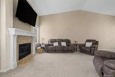 19584 E Ithaca Place, Aurora, CO 80013 - Photo 9