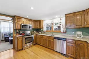 10855 W 73rd Pl, Arvada, CO 80005 - Photo 9