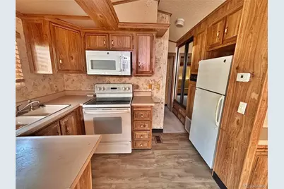 15680 E Colfax Avenue, Aurora, CO 80011 - Photo 11
