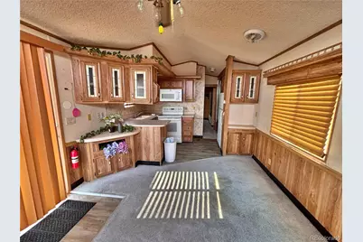 15680 E Colfax Avenue, Aurora, CO 80011 - Photo 7
