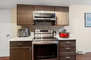 2306 S Troy St, Aurora, CO 80014 - Photo 7