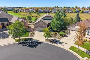 22066 E Chestnut Pl, Aurora, CO 80016 - Photo 3