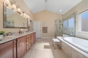 22066 E Chestnut Pl, Aurora, CO 80016 - Photo 23