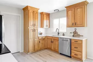 17769 E Iowa Dr, Aurora, CO 80017 - Photo 7