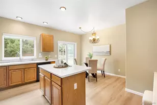 10090 Eagle Valley Way, Littleton, CO 80129 - Photo 7
