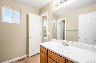 10090 Eagle Valley Way, Littleton, CO 80129 - Photo 23