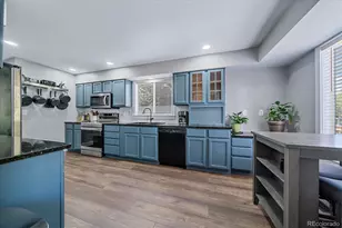 10518 Bellaire St, Thornton, CO 80233 - Photo 9