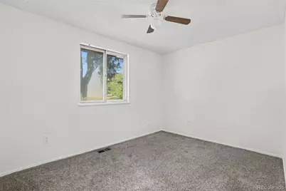 3034 S Laredo Circle, Aurora, CO 80013 - Photo 11