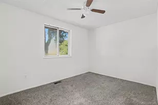 3034 S Laredo Cir, Aurora, CO 80013 - Photo 11
