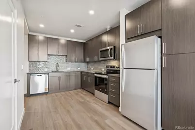 639 29th Street #301, Denver, CO 80205 - Photo 3