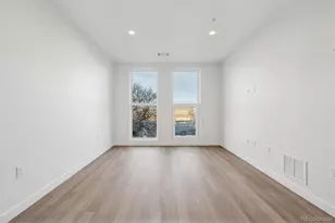 639 29th St, Denver, CO 80205 - Photo 5