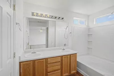 7455 S Norfolk Way, Aurora, CO 80016 - Photo 17