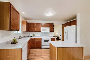 4560 Cottonwood Lakes Blvd, Thornton, CO 80241 - Photo 7
