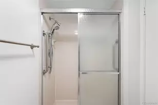 14300 E Marina Dr, Aurora, CO 80014 - Photo 19