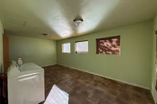 890 15th St, Burlington, CO 80807 - Photo 15