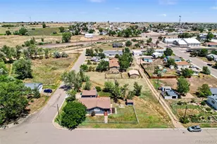 75 W Crawford Ave, Keenesburg, CO 80643 - Photo 25