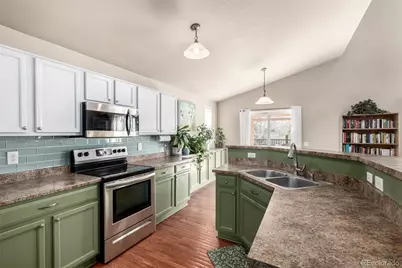 2917 S Lisbon Way, Aurora, CO 80013 - Photo 13